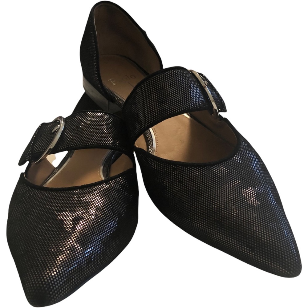 Cute Black Flats with instep buckle strap
